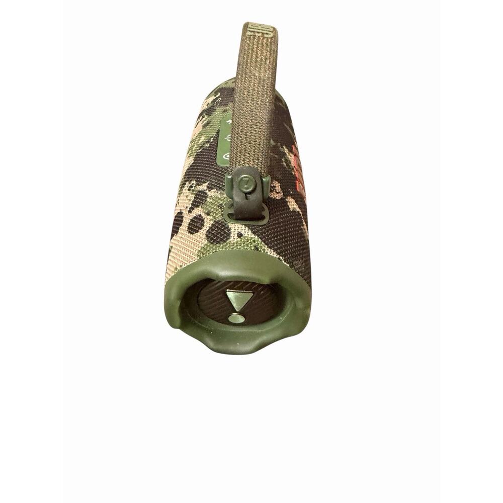 JBL Charge 5 Camouflage Bluetooth Waterproof Portable Speaker - Picture 5 of 8